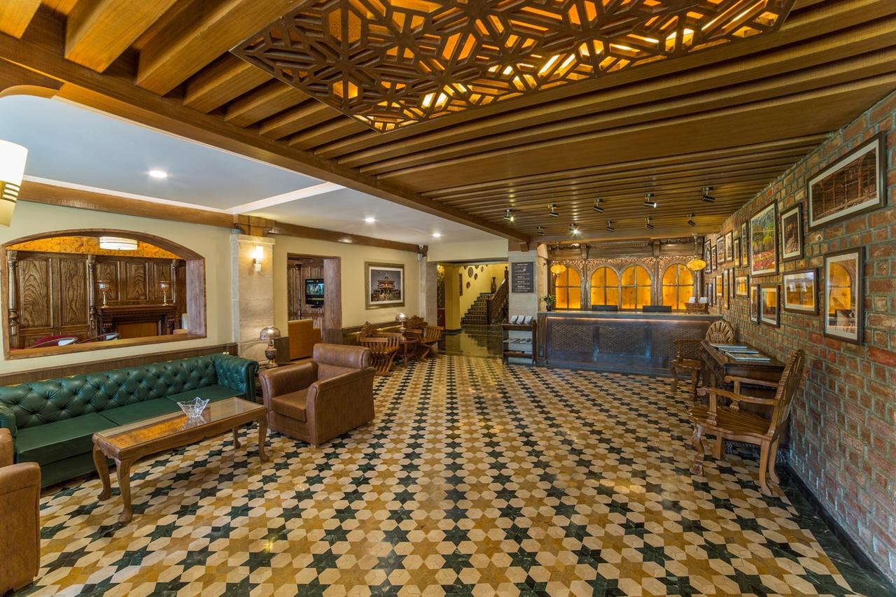 Lemon Tree Hotel Srinagar Eksteriør billede